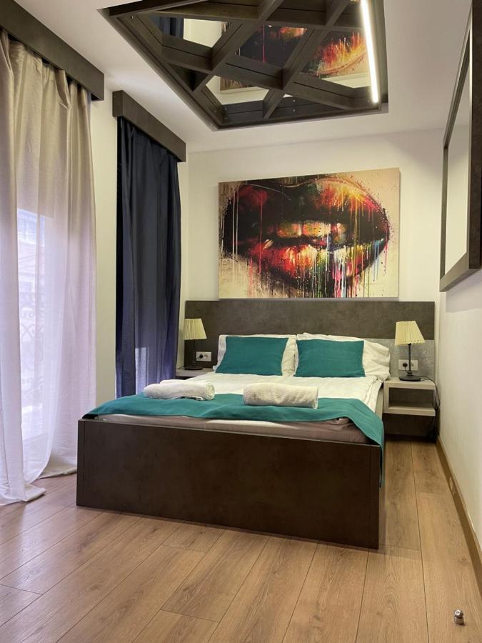 Empire Queen Apartments Belgrado Buitenkant foto