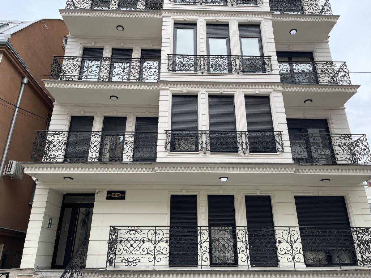 Empire Queen Apartments Belgrado Buitenkant foto